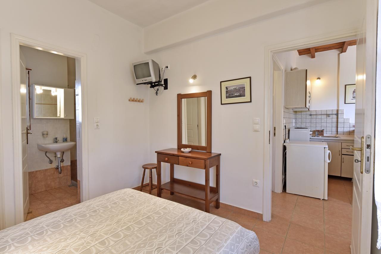 Hippocampus Studios Antiparos Buitenkant foto
